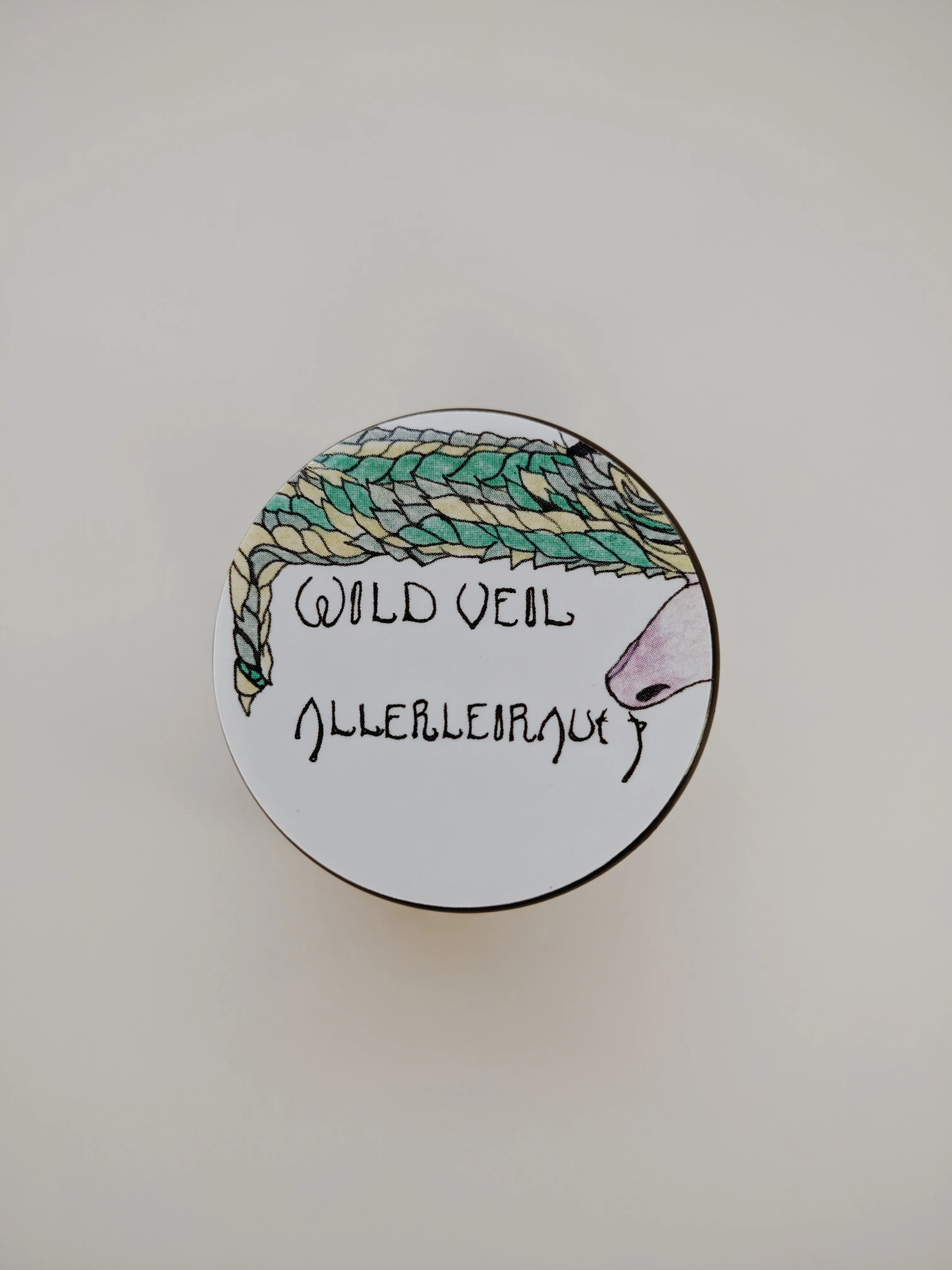 Allerleirauh. lilac enfleurage perfume with apricot, oakmoss, damask rose and white cedar. July 2023 - Image 41