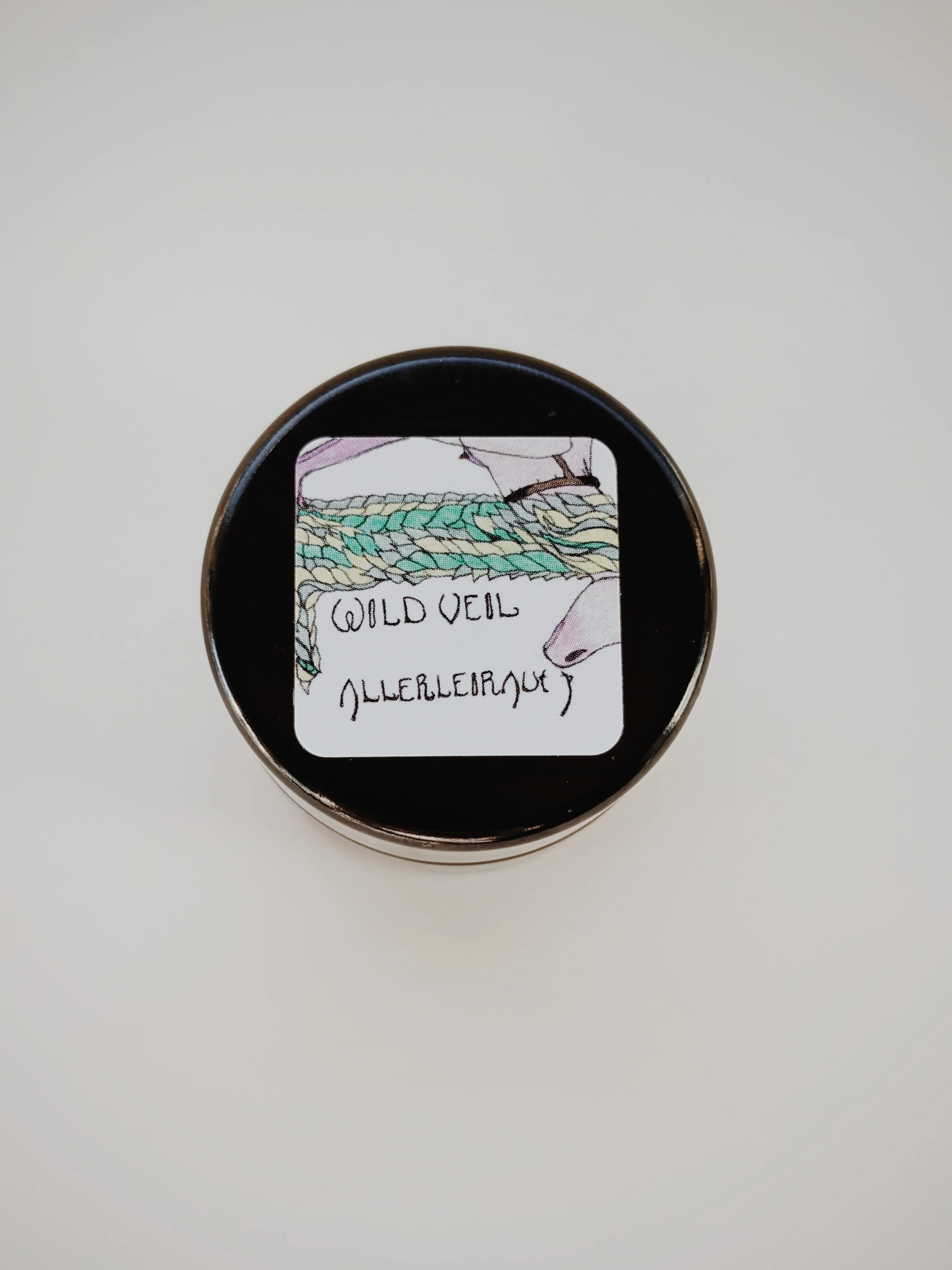 Allerleirauh. lilac enfleurage perfume with apricot, oakmoss, damask rose and white cedar. July 2023 - Image 9