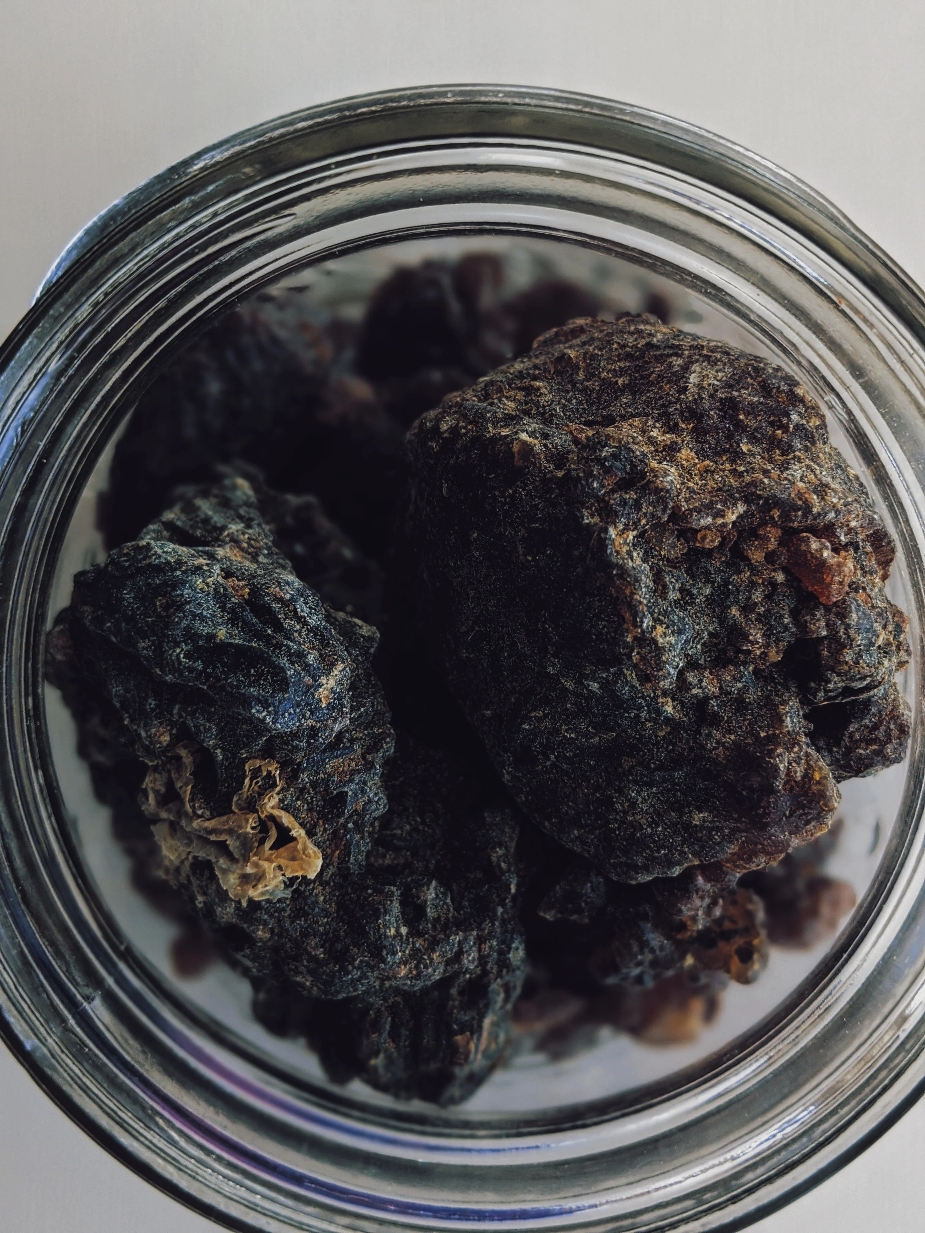 Blonde. natural perfume. suave lime-tabac. jasmine, frankincense, ambrette, sweet myrrh. August 2023 - Image 7