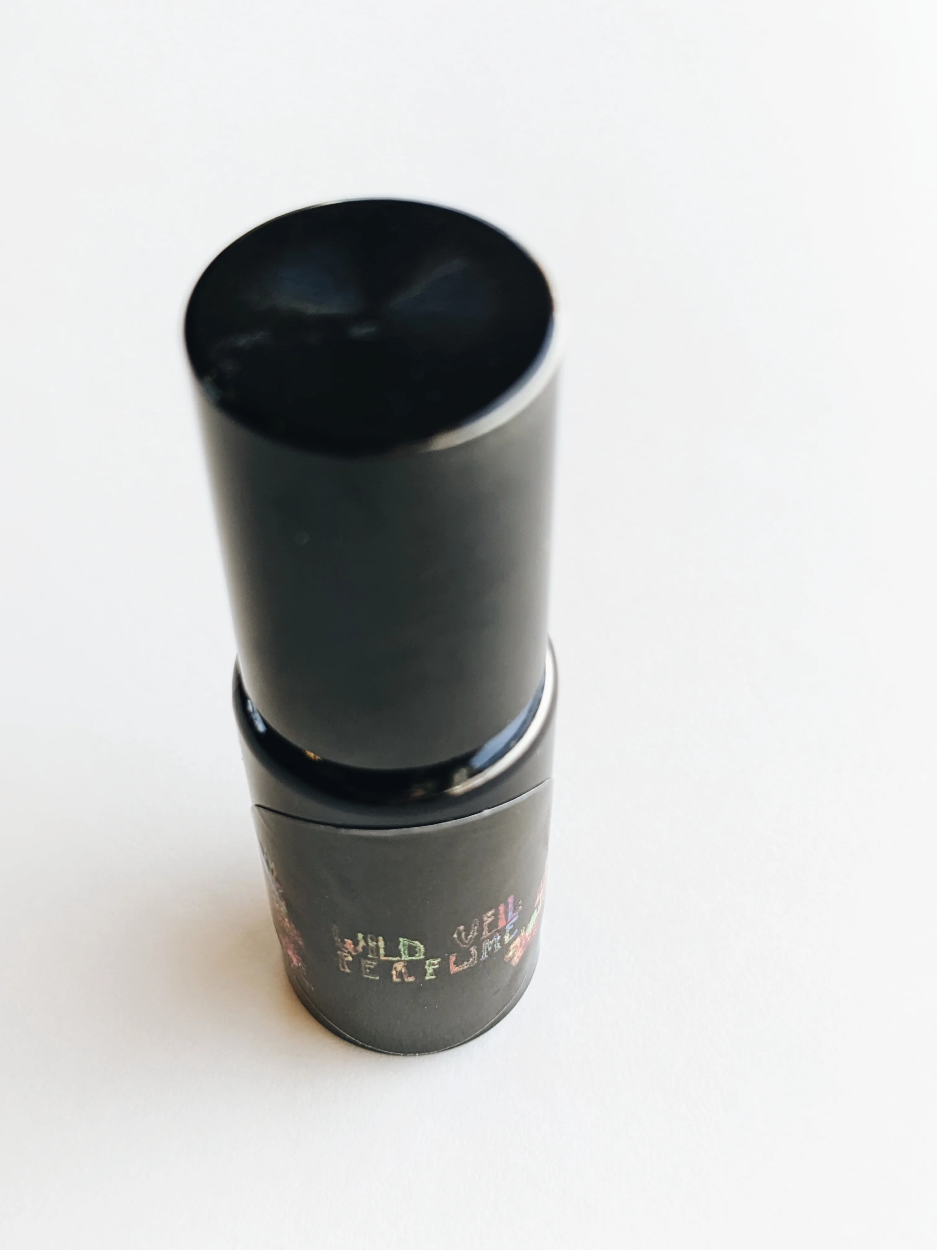 Revenant. natural perfume. smoky leather and florals. July 2022 - Image 12