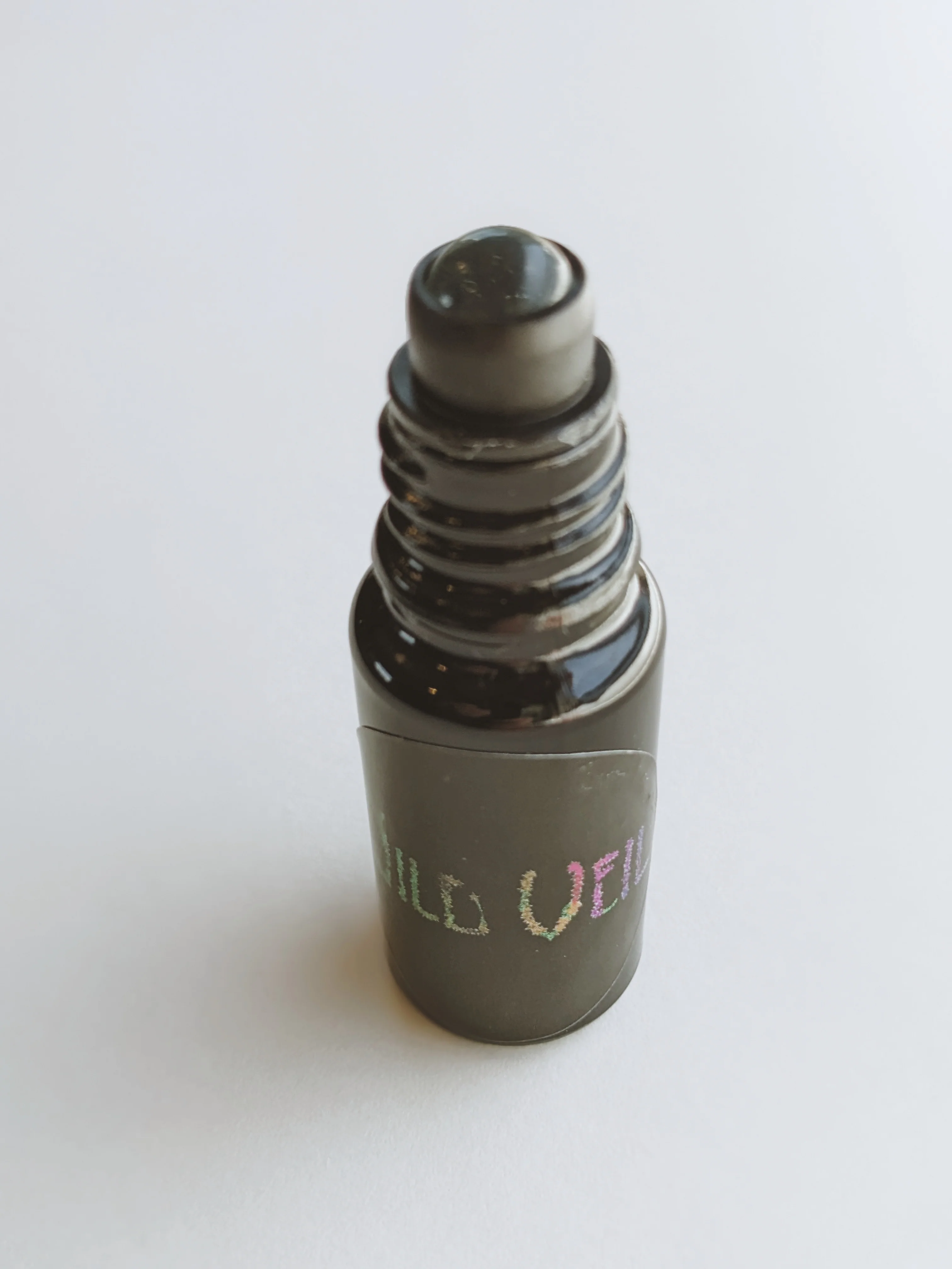 Vanilla Ocean. natural perfume. refreshing briny floral vanilla. ambergris, neroli, rose, clove. July 2024 - Image 6