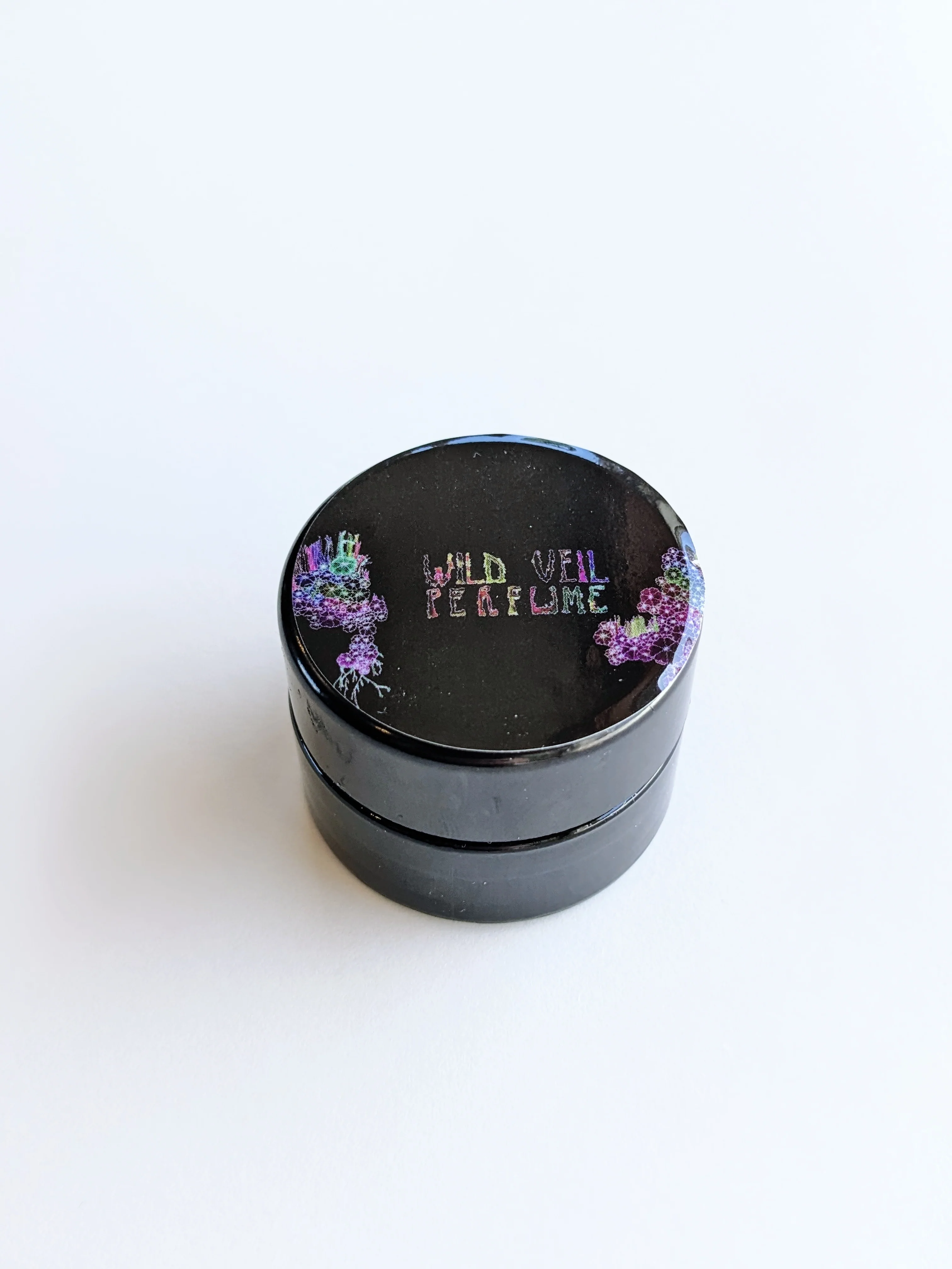 Violet Santal. natural perfume. unabashed sandalwood smoothed by violet leaves. July 2025 - Image 10